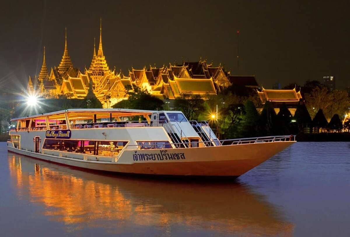 Chao Phraya River & Canal Tours