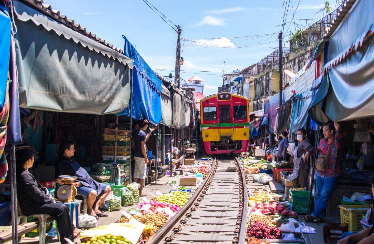 Mae Klong Railway Market