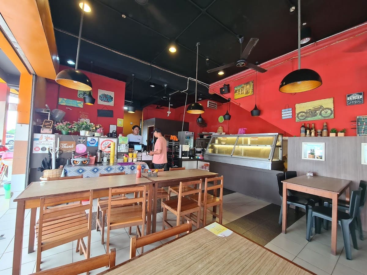 Pit Stop Café Limbang Town