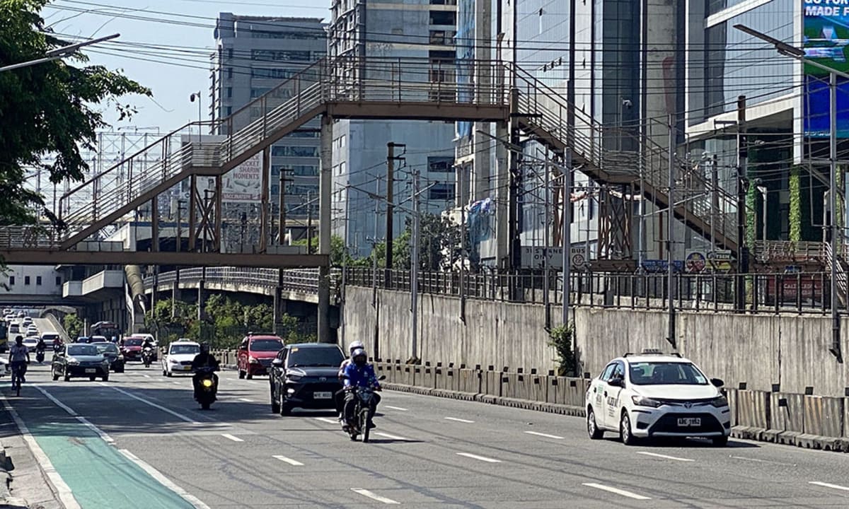 How Do You Get Around in Manila?