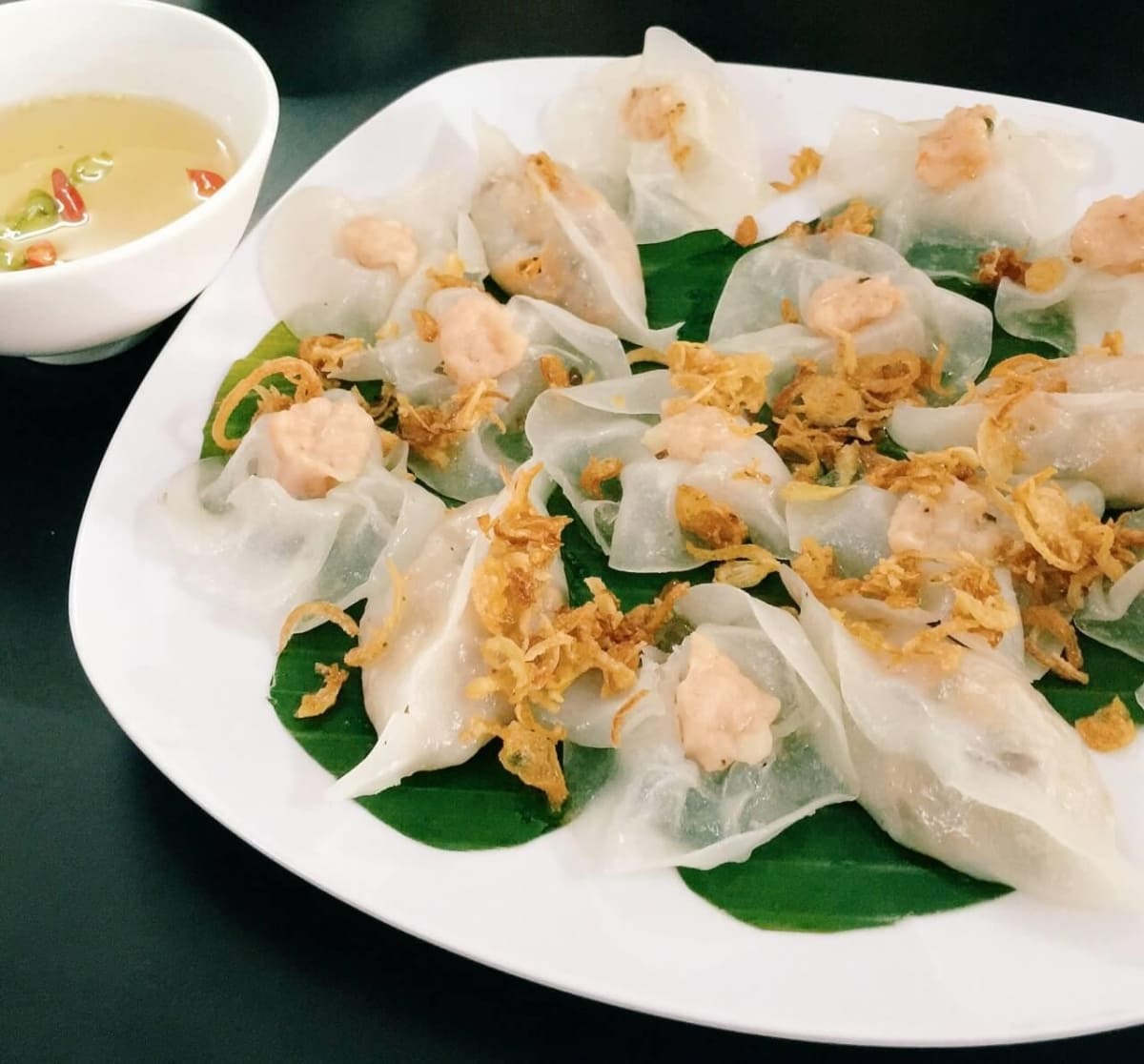 White Rose Dumplings (Bánh Bao Bánh Vạc)