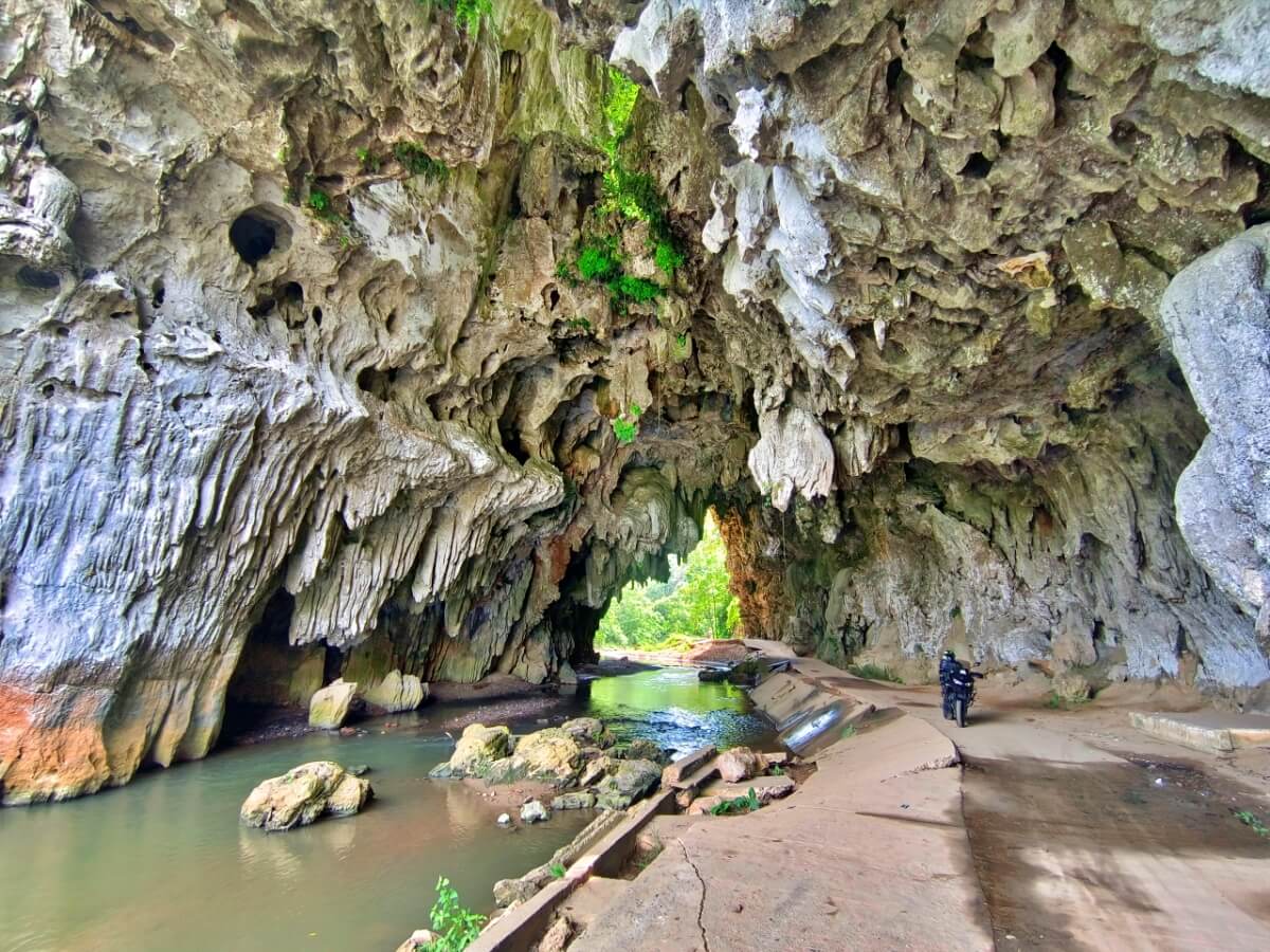 Krasaeng Cave (Tham Kra Chaeng)